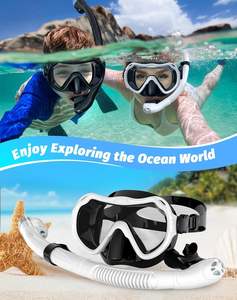 Masque de plongée en silicone anti-buée avec tuba, lentille de 4 mm - Product Image 4