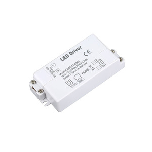 Alimentation électrique à tension constante Yudi Led Driver 12V 30W pour bande lumineuse de placard ou armoire, usage intérieur - Product Image 1