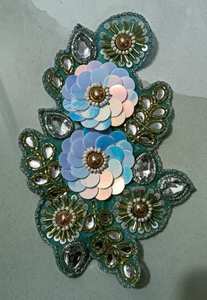 Patchs perlés à la main brodés de paillettes de qualité supérieure Nouveau design pour robes de mariée et vêtements décoratifs disponibles pour l'exportation - Product Image 3