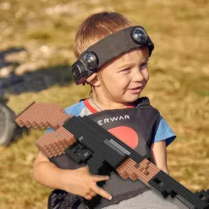 Blocco di blocco per armi da fuoco per bambini e bambini serie AK-47 giocattolo per fucile d'assalto 1631 pezzi multipli C20509 plastica per illuminazione educativa