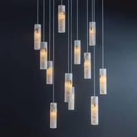 Lustre suspendu moderne pour escalier, avec abat-jour en albâtre naturel, idéal pour villa et maison