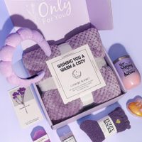 Coffret cadeau de luxe violet bougie parfumée couverture en velours sels de bain pour femmes fête des mères saint valentin Spa Relaxation