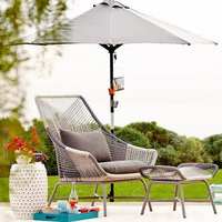 Mobilier de jardin extérieur moderne, ensemble de trois pièces, canapé en bois fait à la main pour les loisirs, chaise en rotin, table basse pour balcon