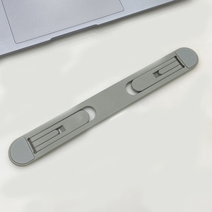 ノートパソコンスタンドデスク用自己粘着性見えないスタンドとキーボードリフトポータブル折りたたみ式ラップトップスタンド - Product Image 2