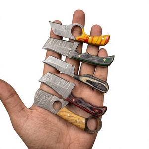 Cuchillo de Caza, Supervivencia y Camping, Hecho a Mano, de Alta Calidad, Personalizable, de Acero de Damasco, con Hoja Fija Mini Tipo Drop Point, 58-60 - Product Image 1