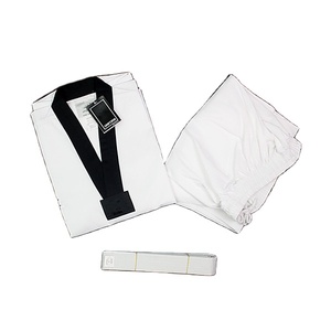 Ropa <span class=keywords><strong>de</strong></span> Artes Marciales al por Mayor/Uniformes <span class=keywords><strong>de</strong></span> <span class=keywords><strong>Taekwondo</strong></span> Dobok Baratos <span class=keywords><strong>de</strong></span> Colores, Uniforme <span class=keywords><strong>de</strong></span> Maestro <span class=keywords><strong>de</strong></span> <span class=keywords><strong>Taekwondo</strong></span> ITF Dobok - Product Image 1