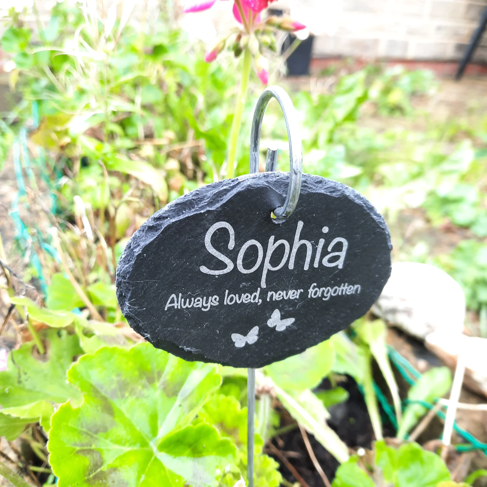 Прямая поставка, оптовая продажа, индивидуальные ярлыки FBA под натуральный сад, сланец, подвесной знак, лазерная гравировка и печать камней, памятный подарок