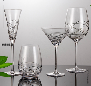 Copa de Vino de Cristal Grabada con Líneas Negras OEM, Copa de Primera Calidad sin Plomo para Uso Doméstico y Comercial - Product Image 3