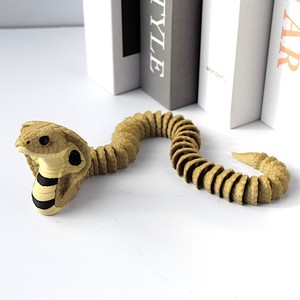 Modelo de simulación de cobra articulada impresa en 3D, figura de juguete con forma de serpiente creativa, estatuas, adornos únicos y artesanías para exhibición - Product Image 1