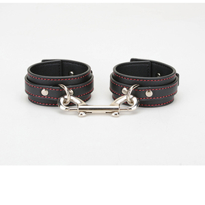 Set di Giocattoli Sessuali SM Kit di Costrizione in PU per Coppie Manette Fruste Cosplay Set BDSM - Product Image 3