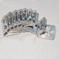 Clips de canapé en forme de U à 5 trous au design moderne Boucle en métal Ressort en zigzag Accessoires de meubles Charnière de support de boucle à ressort pour canapé-lit