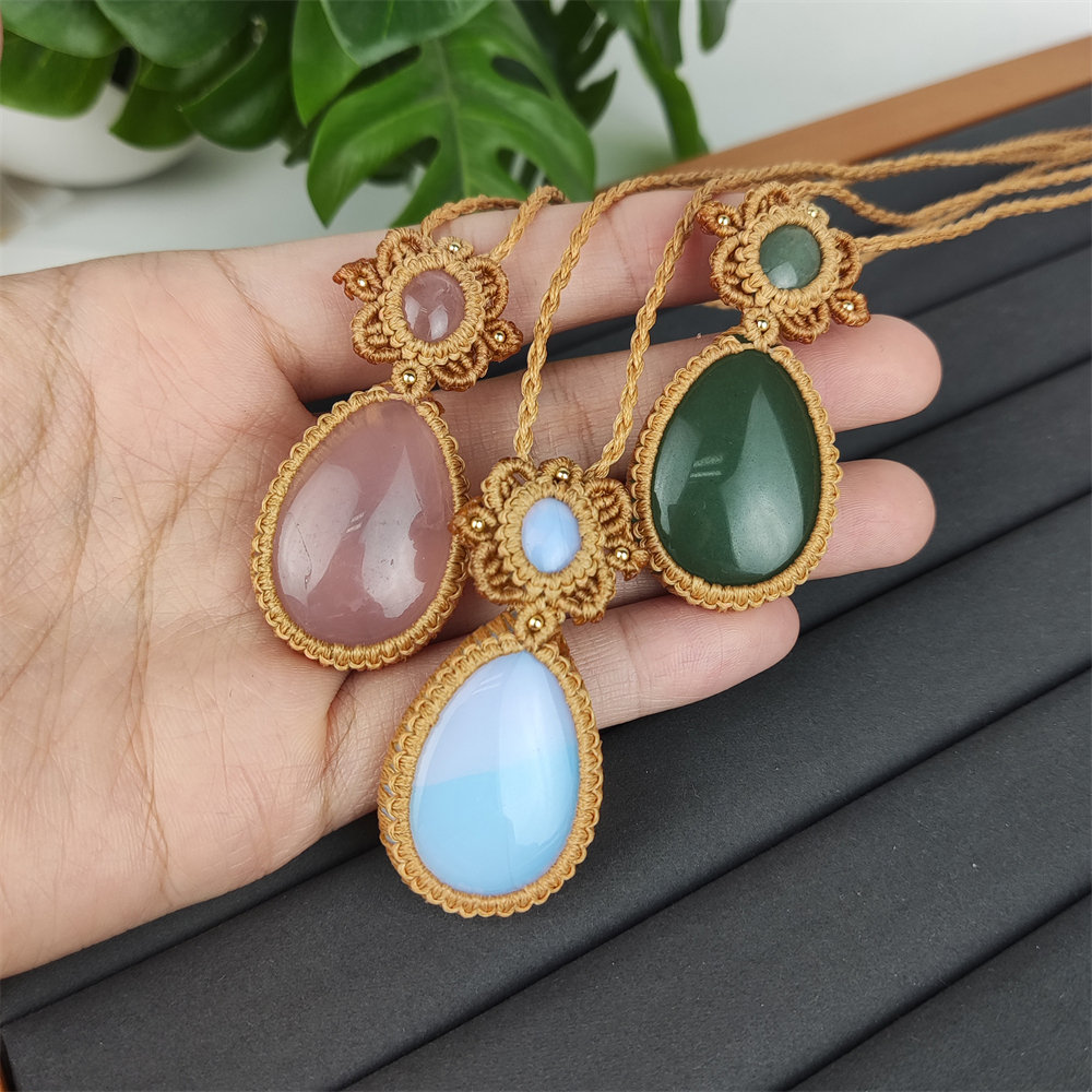 Trendy Teardrop Shaped Amethyst Gem Macrame Necklace