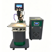 Machine de soudage laser industrielle 300W QCW à fibre optique pour la réparation automatique de moules et la fabrication, avec microscope et fonction de soudage par points