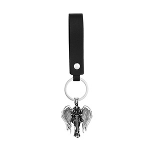 Porte-clés style punk avec croix et ailes, en alliage d'acier inoxydable et cuir, accessoire cadeau unisexe - Product Image 3