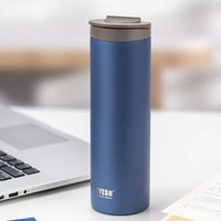 Tasse à café de voyage isolée à double paroi en acier inoxydable 304 de nouvelle conception avec couvercle à poignée