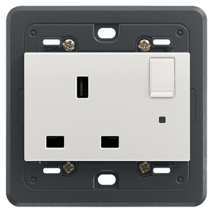 เต้ารับไฟฟ้าแบบอังกฤษ 2P+T 13A พร้อมสวิตช์สำหรับติดตั้งบนผนัง - Product Image 1
