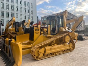 Bulldozer CAT D5M Usado en Stock, Pintura Original en Buen Estado, Bajo Consumo de Combustible, Ensamblaje de Potencia Confiable, Admite Pago T/T - Product Image 1