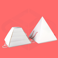 Caja de Regalo Triangular Piramidal de Lujo para Dulces, Caramelos, Chocolates, con Diseño de Pirámide de Cinta Colorida para Bodas