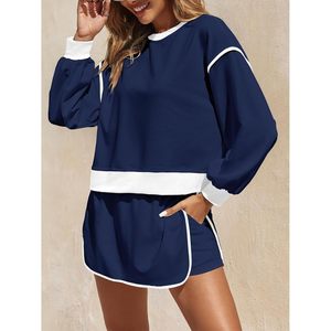 Fisoew Ensemble de survêtement 2 pièces pour femme, sweat-shirt à col rond, jupe-short taille haute, respirant, sportif, pour le tennis et la course à pied - Product Image 3