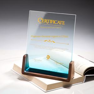 Medalla de Cristal Creativa Hecha a Medida con Material de Esmalte de Color para Uso Conmemorativo - Product Image 3