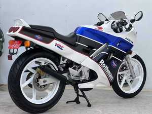 Motocicleta usada directa de fábrica con motor de un solo cilindro de <span class=keywords><strong>dos</strong></span> tiempos refrigerado por líquido de 124,8 CC comparable al combustible de gasolina de coche nuevo - Product Image 6