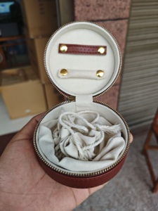 Custom Logo Circular PU Jewellery Organizer Flip Zipper Travel Jewelry Case with Built-in Drawstring Bag for Rings <b>Earrings</b> - Product Image 5