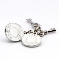 Fabrication de porte-clés en métal sur mesure, porte-clés et porte-monnaie en forme de clé plaqués argent pour cadeaux d'affaires et promotion