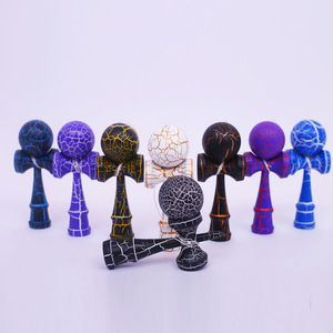 Vente chaude transfrontalière : Jouets éducatifs Kendama japonais en bois craquelé de 6 cm, série complète, avec boule de compétences et épée en jade - Product Image 3