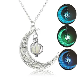 Neue Glow In The Dark Schmuck Silber Kette mit Crescent Shaped Anhänger Leucht Stein Perlen Mond Halskette für Frauen Geschenk