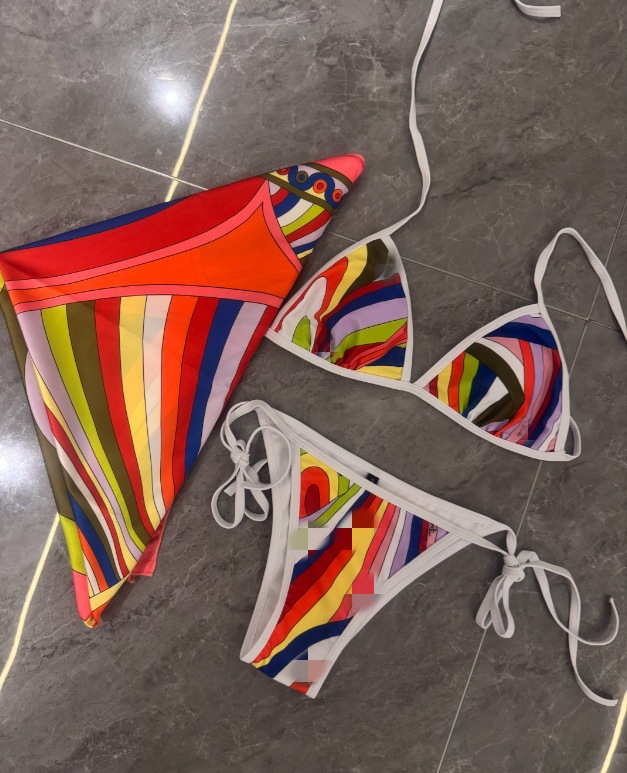 Ph2502a bikini coloré avec foulard carré