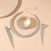 Mode européenne et américaine, ensemble de trois pièces de boucles d'oreilles, collier complet, accessoires de mariage tendance pour femmes
