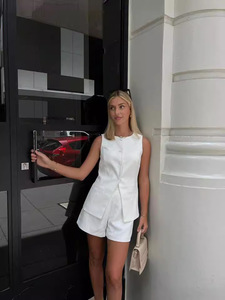 2024 Bestseller Weiß Einfarbig Ärmelloses Bodycon Sexy Weste <span class=keywords><strong>Botton</strong></span> Top Zweiteiliges Shorts Set - Product Image 3