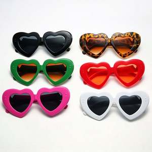 Gafas de Sol de Moda para Mujer, Novedad de 2022, Gafas de Sol Extra Grandes con Forma de Corazón Rojo y Protección UV400 para Dama - Product Image 3
