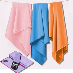 Serviette de sport en microfibre de haute qualité, imprimée avec logo personnalisé, absorbante, séchage rapide, pour le golf, la remise en forme et les activités de plein air - Product Image 1