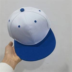 Casquettes de baseball à livraison rapide, vierges pour broderie de logo, snapback, trucker, promotionnelles - Product Image 1