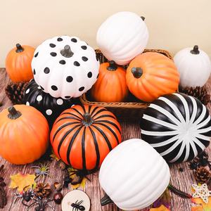 Zucche Artificiali in Ceramica e Resina Arancione 20 cm Grandi per Halloween, Ringraziamento, Autunno, Decorazione Casa, Esterni, Tavolo e Giardino - Product Image 5