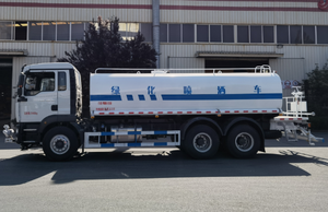 Shacman SITRAK 6*4 camion del serbatoio di acqua per il trasporto ed il trasporto dello spruzzatore dell'acqua - Product Image 2