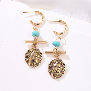 Pendientes de Aro con Cabeza de León, Aleación de Zinc, Cuentas de Turquesa, Joyería de Moda - Product Image 1