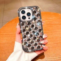 TPU de luxe haut de gamme pour iPhone 16 Pro Max pour iPhone 15 pour iPhone 14 étui de téléphone portable stéréo strass poignée de téléphone pour femmes
