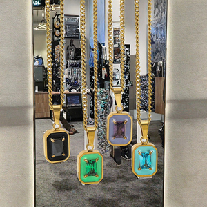 Collier tendance pour femme Joolim Jewelry, plaqué or 18 carats, pendentif rectangulaire en zircon coloré, chaîne en acier inoxydable, idéal pour un anniversaire - Product Image 3