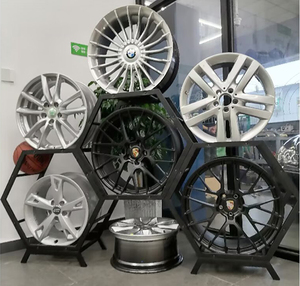 Felgenständer für die Präsentation von Autofelgen – Star Stanger Halterung für Felgenpräsentation - Product Image 1
