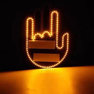 PUERXIN Nouveau Feu Stop Indicateur RC pour Voiture, Accessoire Doigt d'Honneur, Lampe Décorative Intérieure de Fête, Lampe de Conduite Automobile Comique 12V 9W - Product Image 4