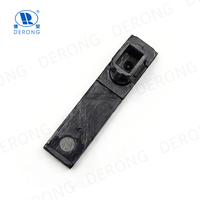 DE RONG Nouveau Design QJ-KK10 5A Mount 1 7x12mm t 0.7mm Clips en plastique pour système de fixation de faisceaux de câbles automobiles
