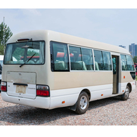 Autobus Coaster d'occasion à conduite à droite de 19 places, fourni par des fabricants chinois, à vendre