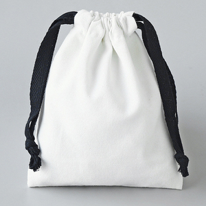 Pochette à bijoux écologique personnalisée 7*9cm en coton avec cordon de serrage, sac d'emballage textile uni pour flacons de parfum, couleur naturelle - Product Image 1