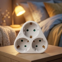 Prise EU 3 voies avec adaptateur de prise 16A 250V 3500W IP20 Protection enfant PP Ignifuge Cuivre pour usage hospitalier