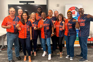 Özelleştirilmiş yüksek kaliteli kentsel degrade renk tasarım beyzbol formalar yetişkinler ve gençlik için nefes baskılı artı boyutu seçeneği - Product Image 5