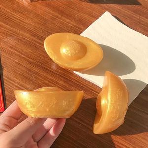 Jouets anti-stress personnalisés en TPR, simulation lingot d'or, jouets à presser faits à la main pour soulager le stress - Product Image 5