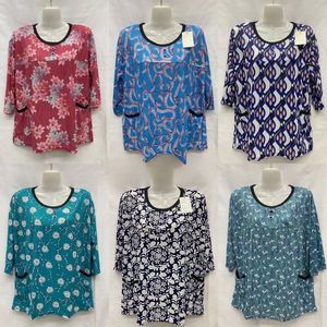 1,46 Dollar Modell ZJY003 Kostenlose Big Mother T-Shirts Loose Fit Casual Cute Top Modest Plus Size Damen blusen mit Farbe - Product Image 1