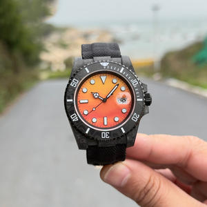 Reloj deportivo de lujo para hombre, mecánico automático con esfera de degradado naranja y fibra de carbono, resistente al agua, venta al por mayor - Product Image 1